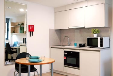 1 bed studio, North Church Street, City Centre, Nottingham, NG14BR - Image 6